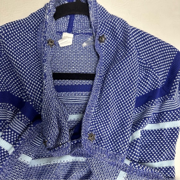 Ivivva knit girls Blue Striped Sweater size 10 - Picture 6 of 6